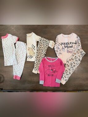 Girls assorted 12m pajama bundle